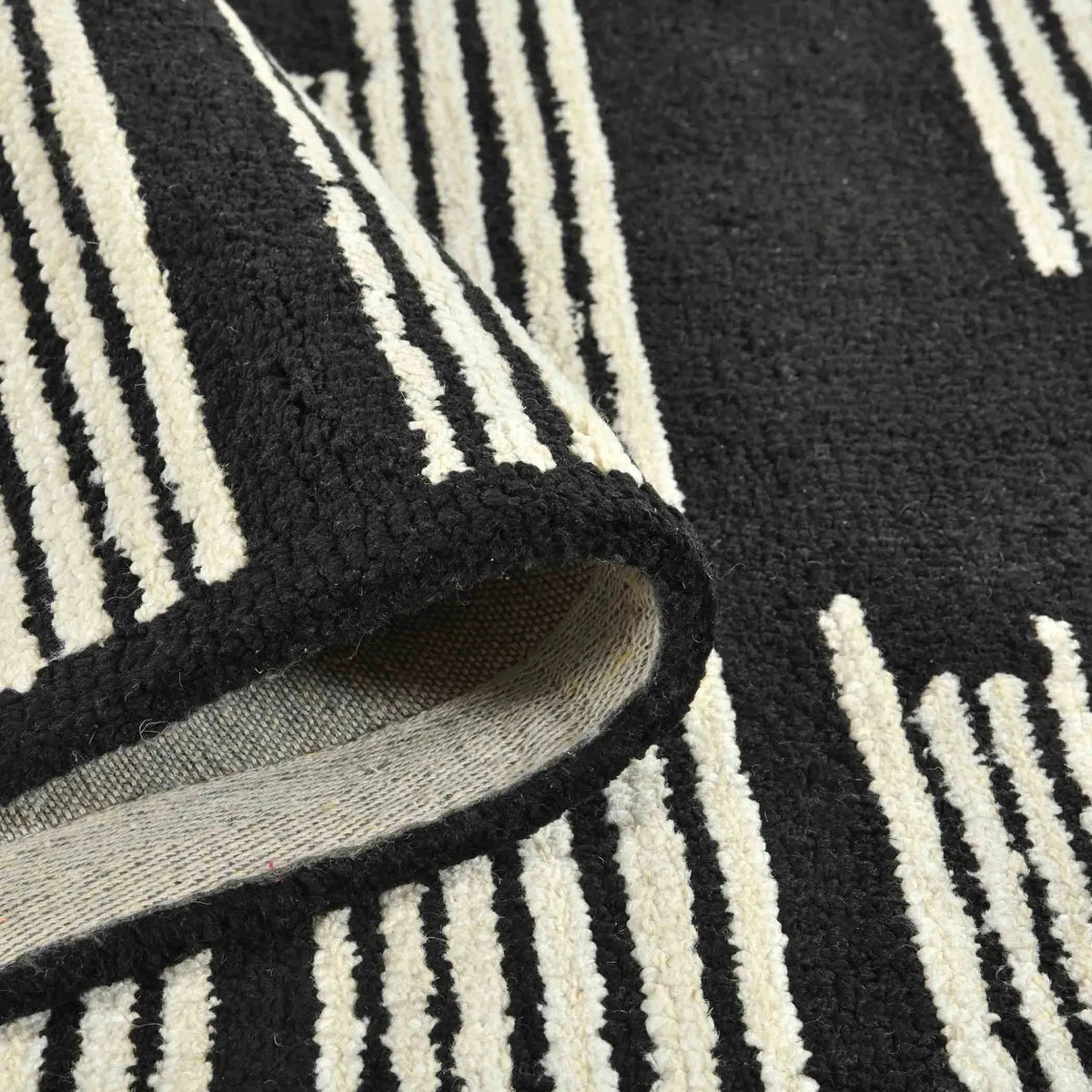 Chicago CHI-6 Ebony Rug