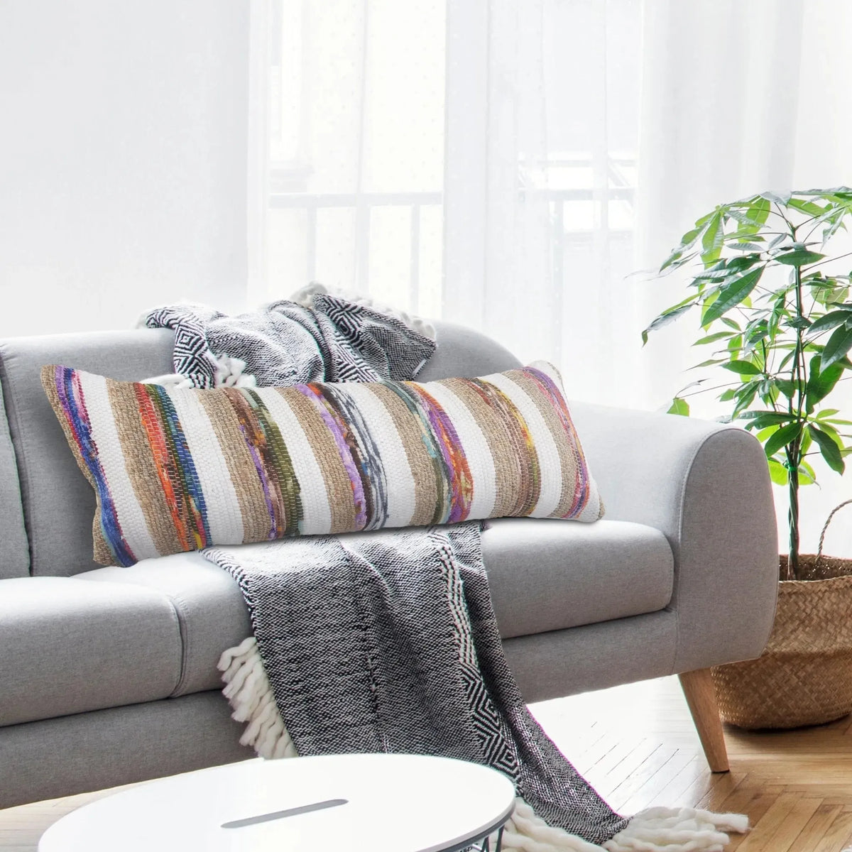 Chindi Lr07628 White/Multi Pillow