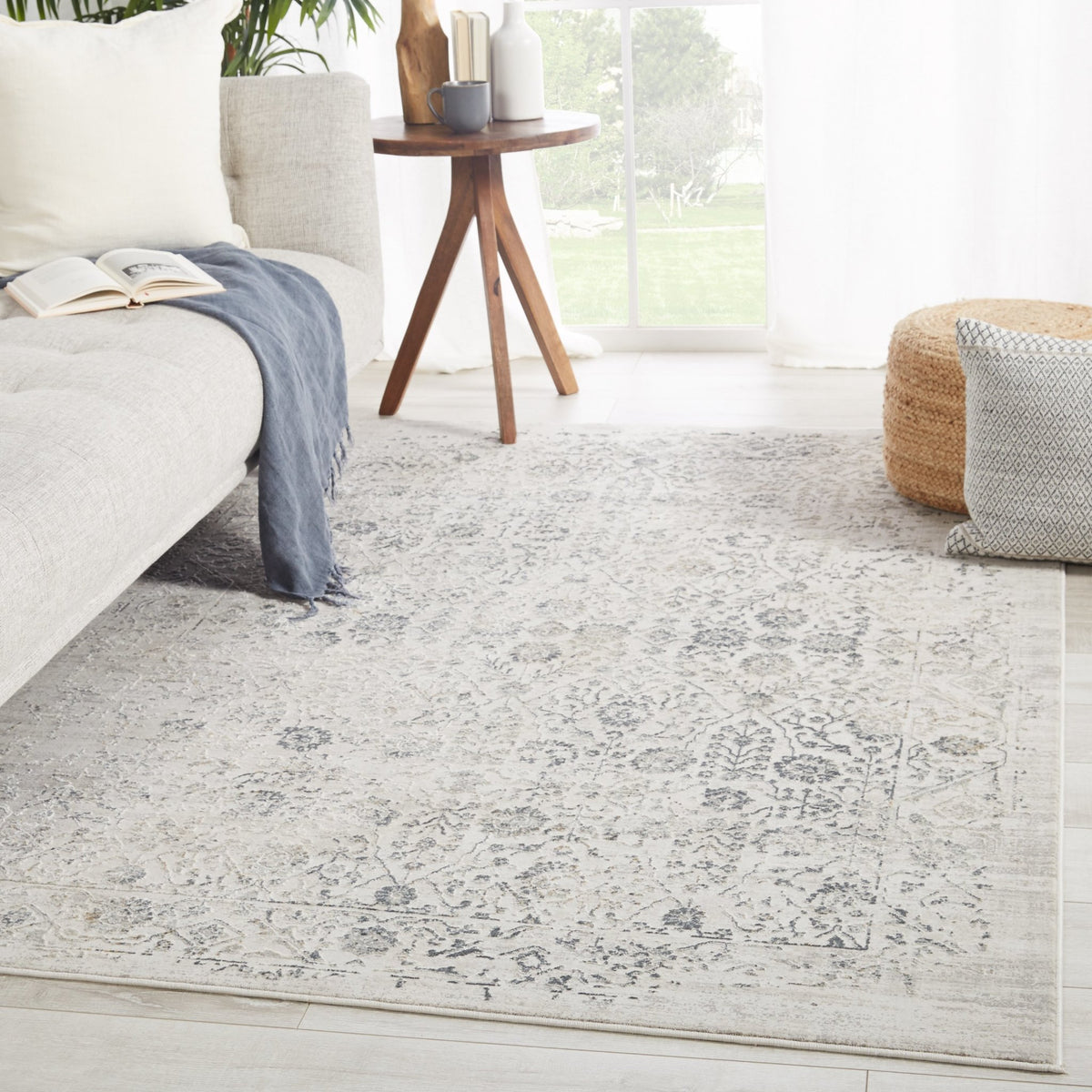 Cirque Ciq36 Jasiel Gray/Ivory Rug - Rug & Home