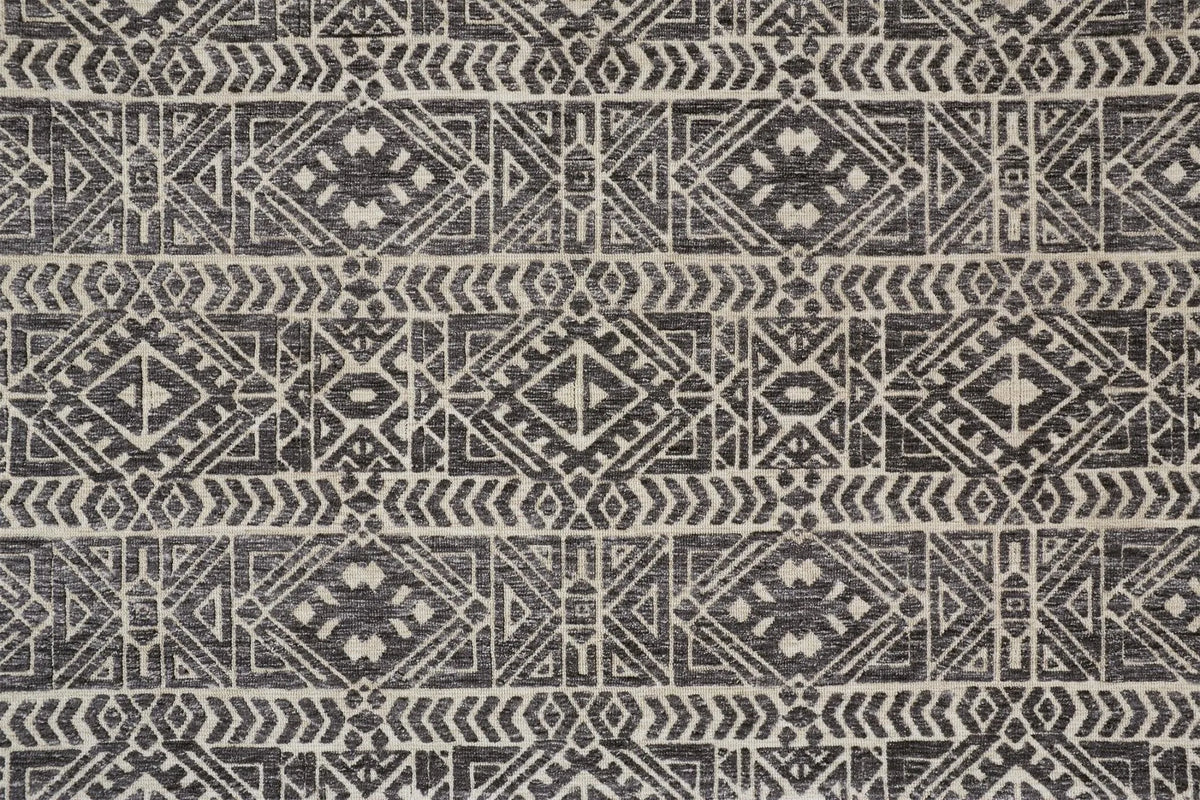 Colton 8627F Gray/Ivory Rug - Rug & Home