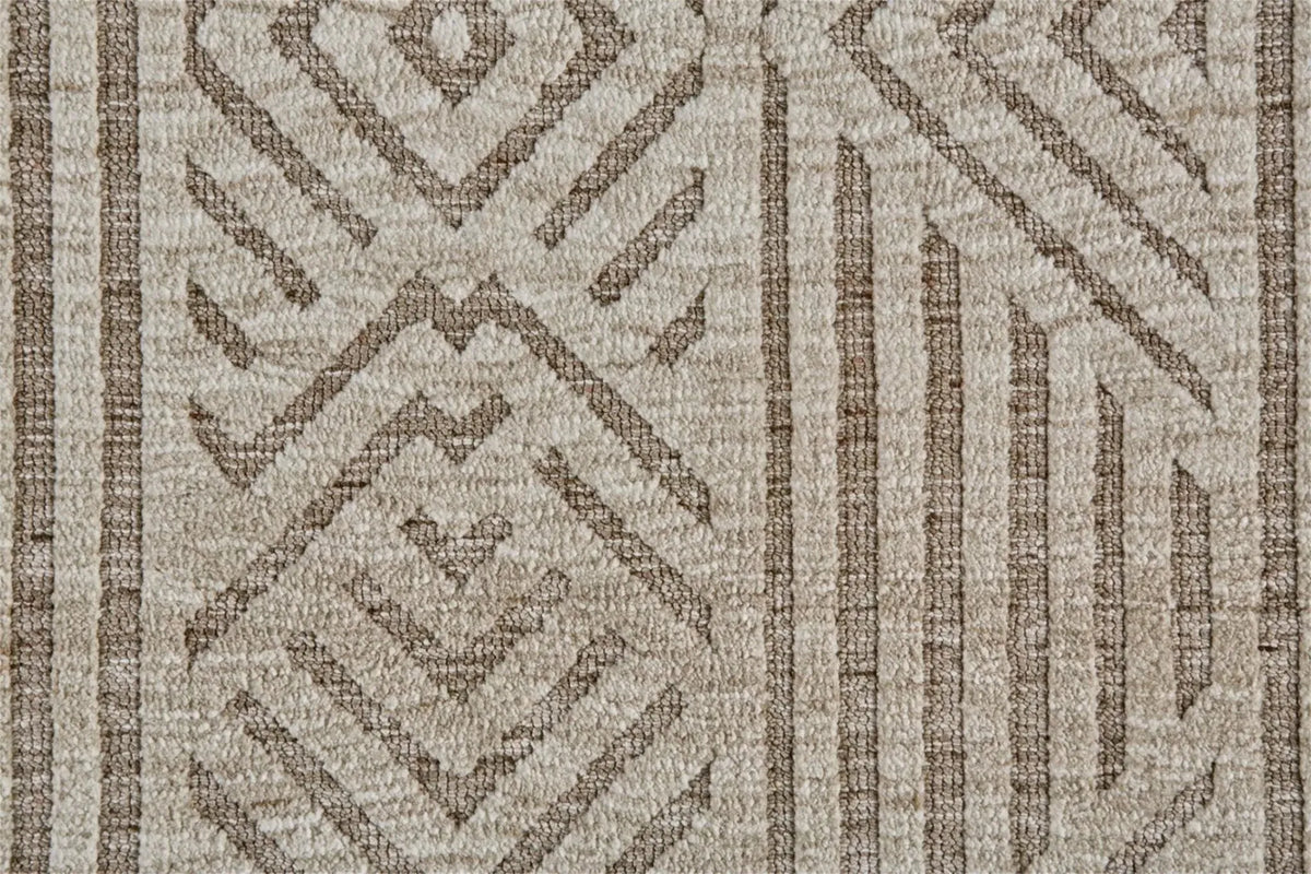Colton 8791F Tan Rug