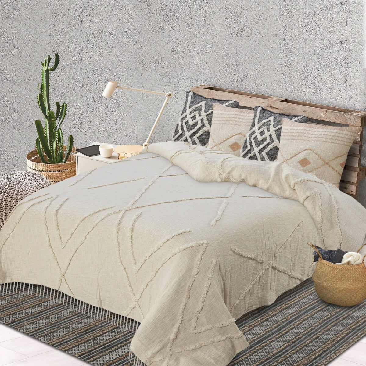 Cotton Lr81486 Ivory Coverlet - Rug & Home