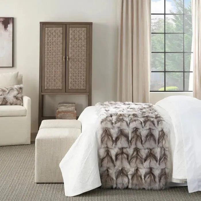 Couture Fur F7105 Silver Throw Blanket