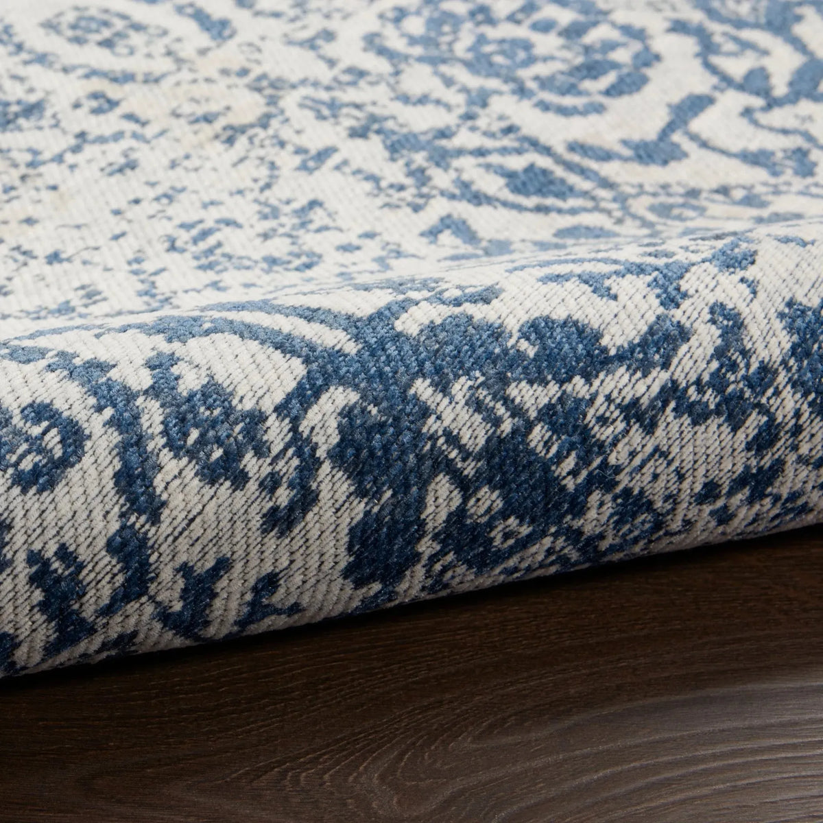 Damask DAS06 Blue Rug