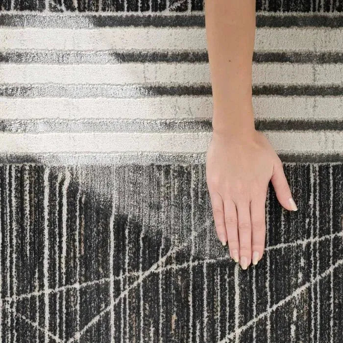Desire DSR01 Charcoal/Silver Rug