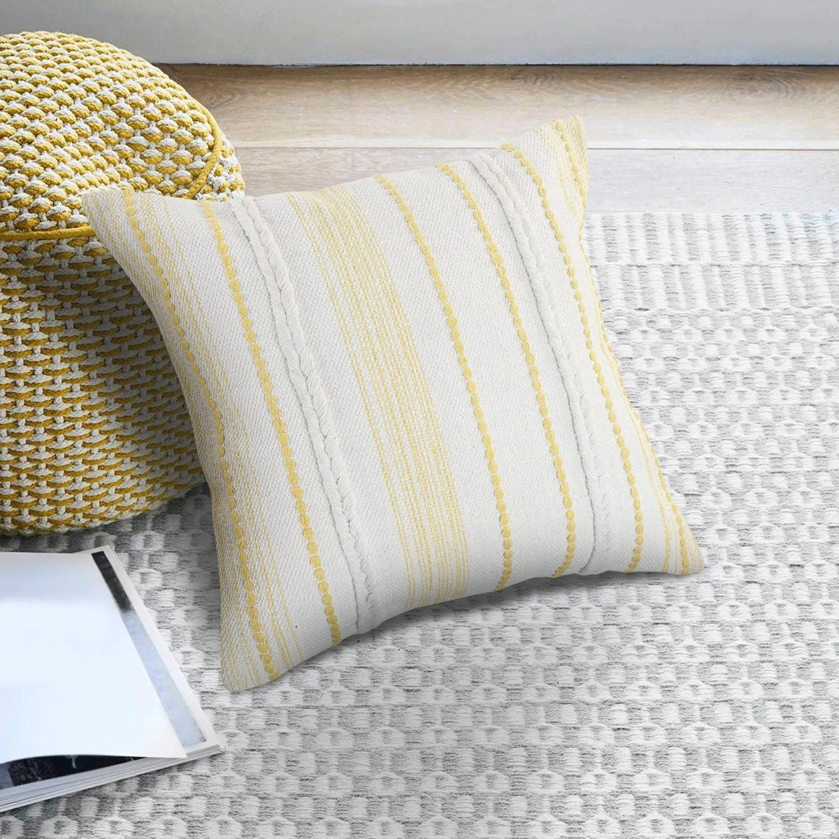 Drew Lr07569 White/Yellow Pillow