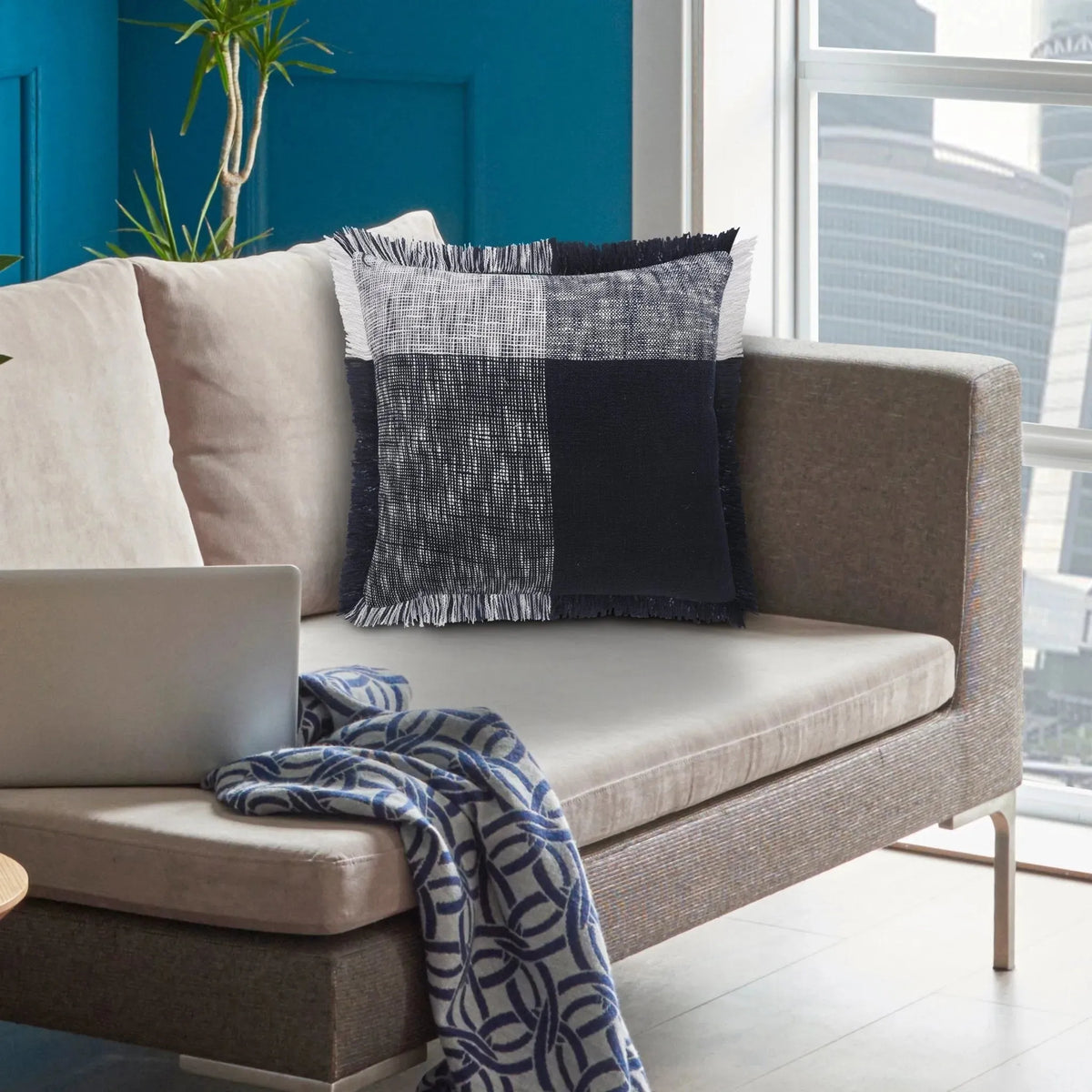 Drew Lr07595 Navy/Blue Pillow