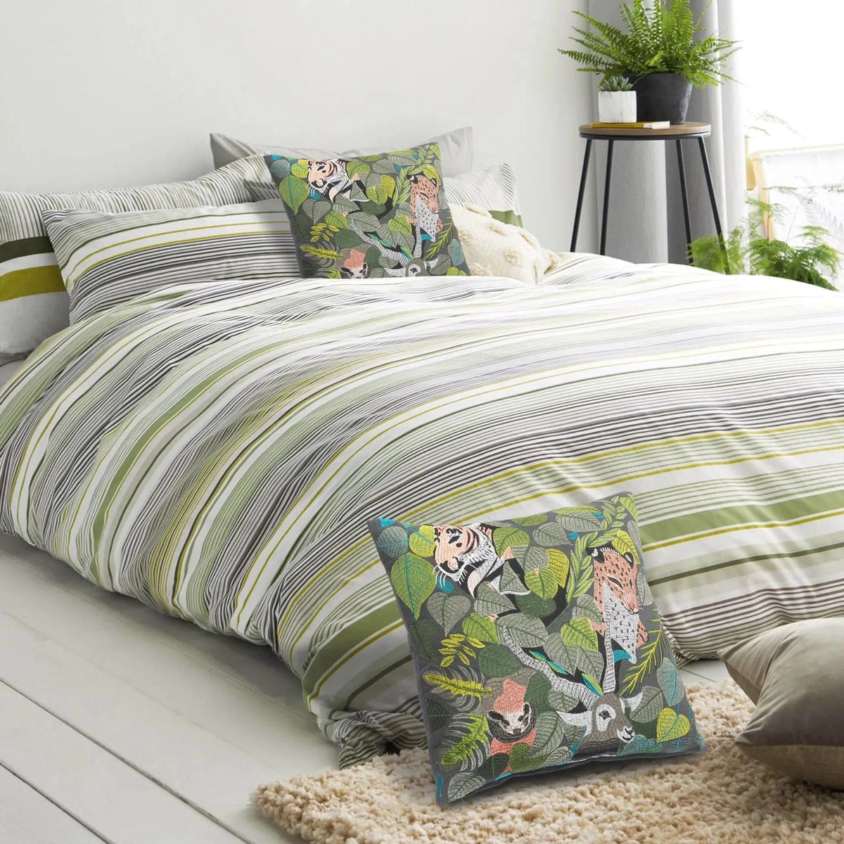 Dynasty Lr07499 Green/Multi Pillow