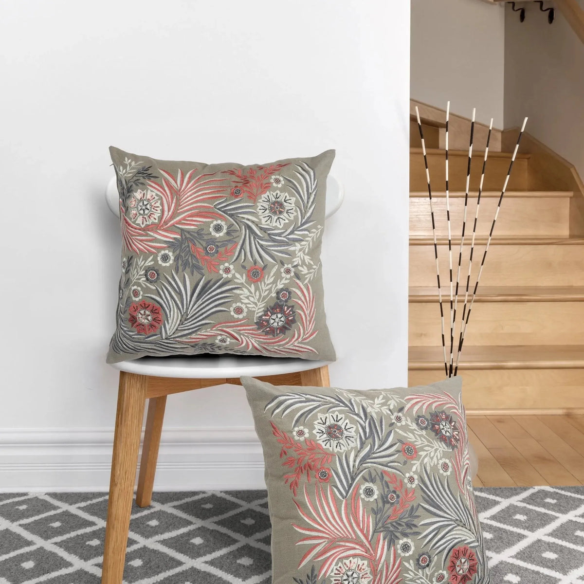 Dynasty Lr07500 Multi Pillow