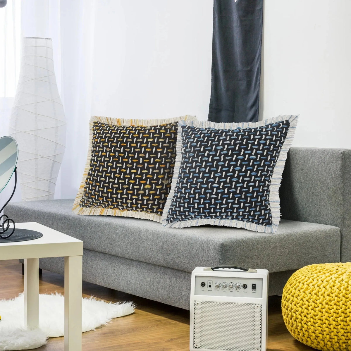 Elevate Lr07599 Black/Gold Pillow