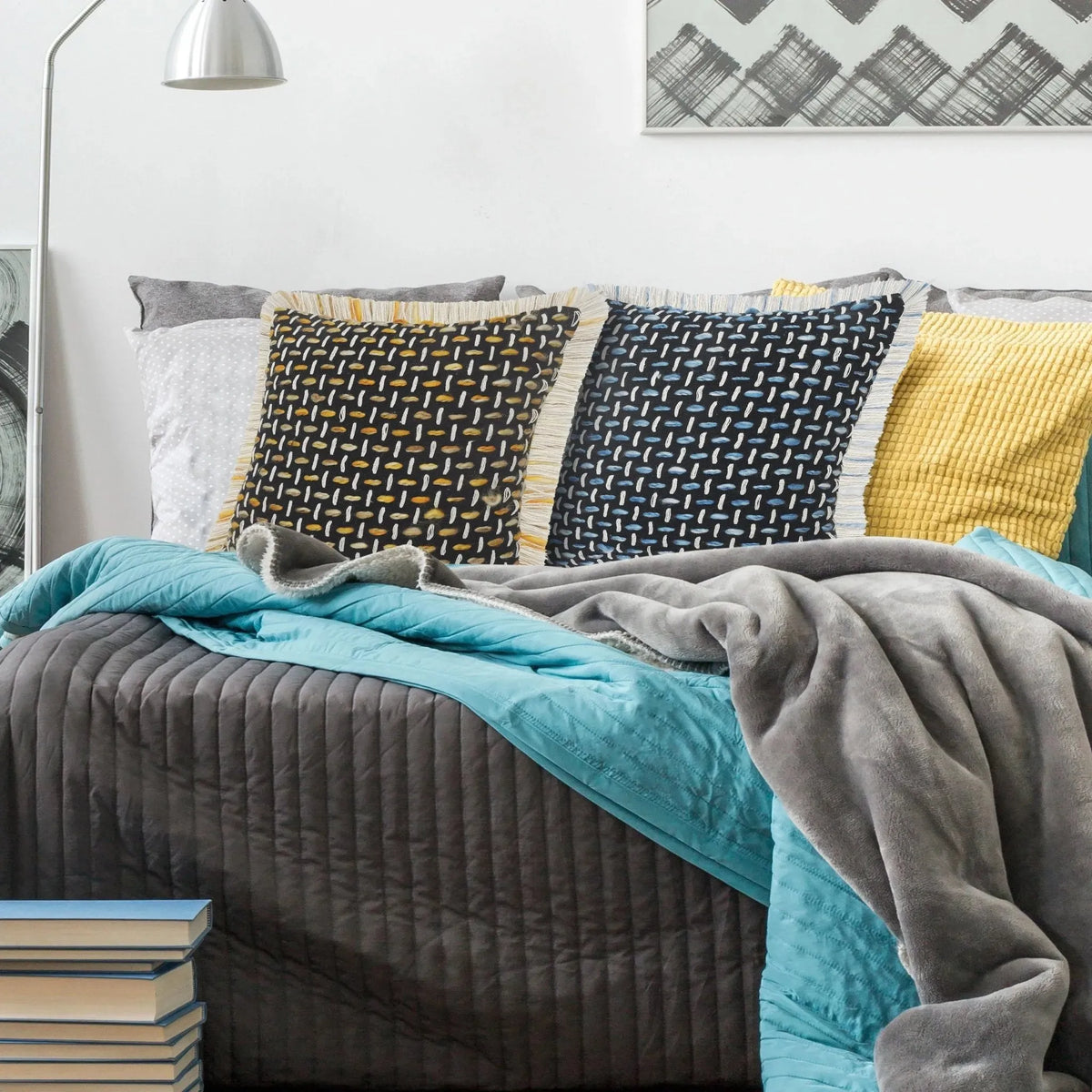 Elevate Lr07600 Black/Blue Pillow