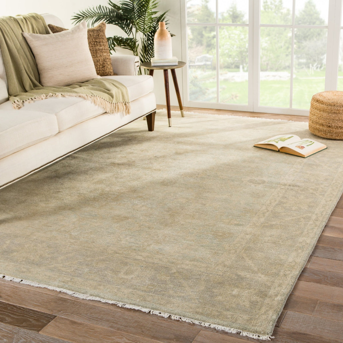 Eloquent ELQ01 Verity Gray/Cream Rug - Rug & Home