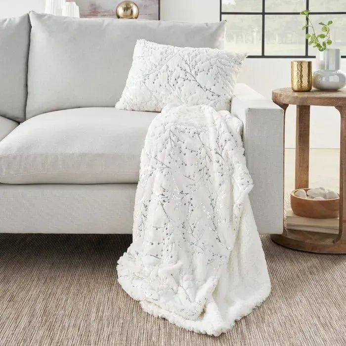 Faux Fur SN107 Ivory/Silver Throw Blanket