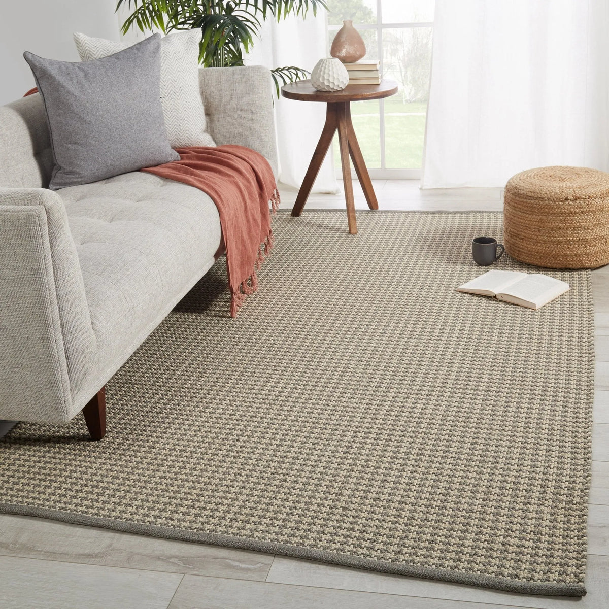 Finlay Fnl02 Houndz Light Gray/Cream Rug - Rug & Home