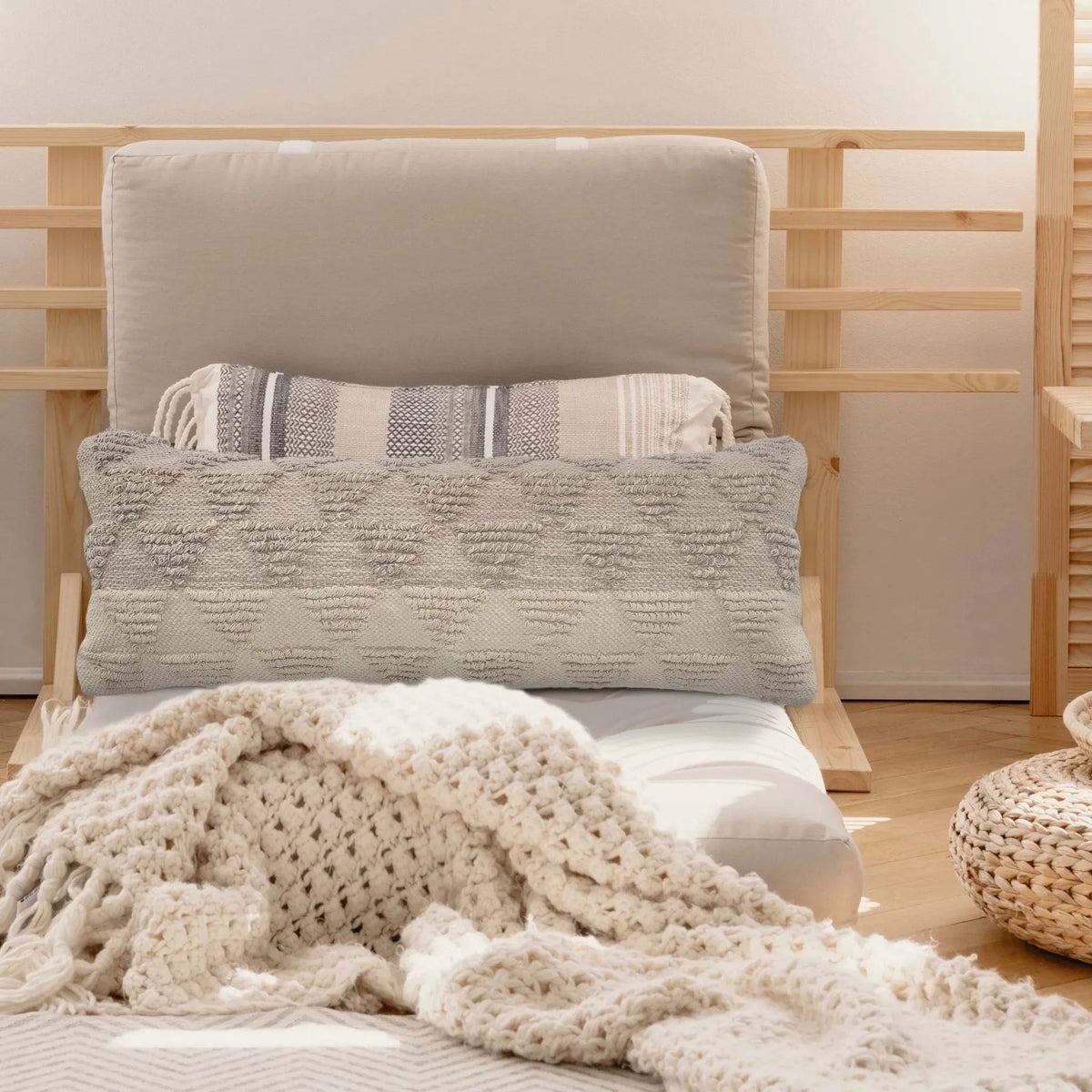 Gradient Lr07334 Gray/Natural Pillow