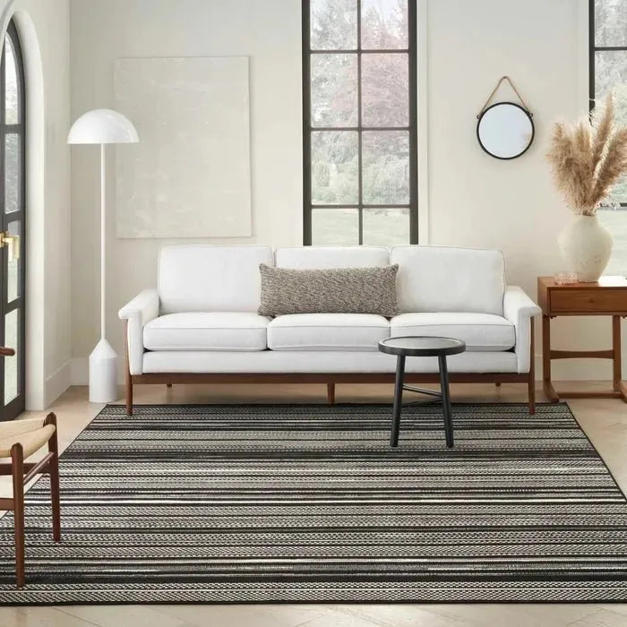 Grafix GRF41 Black/White Area Rug