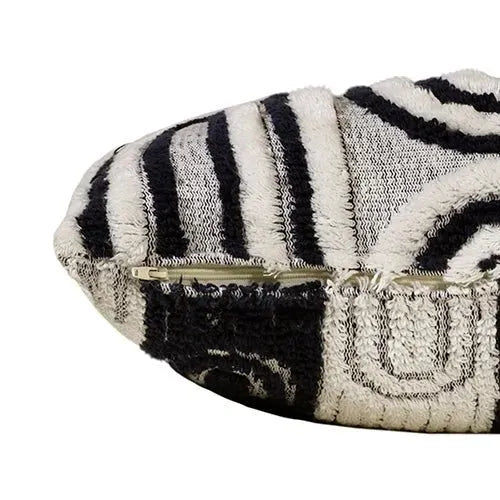 Groove 08243WHT White/Blue Pillow