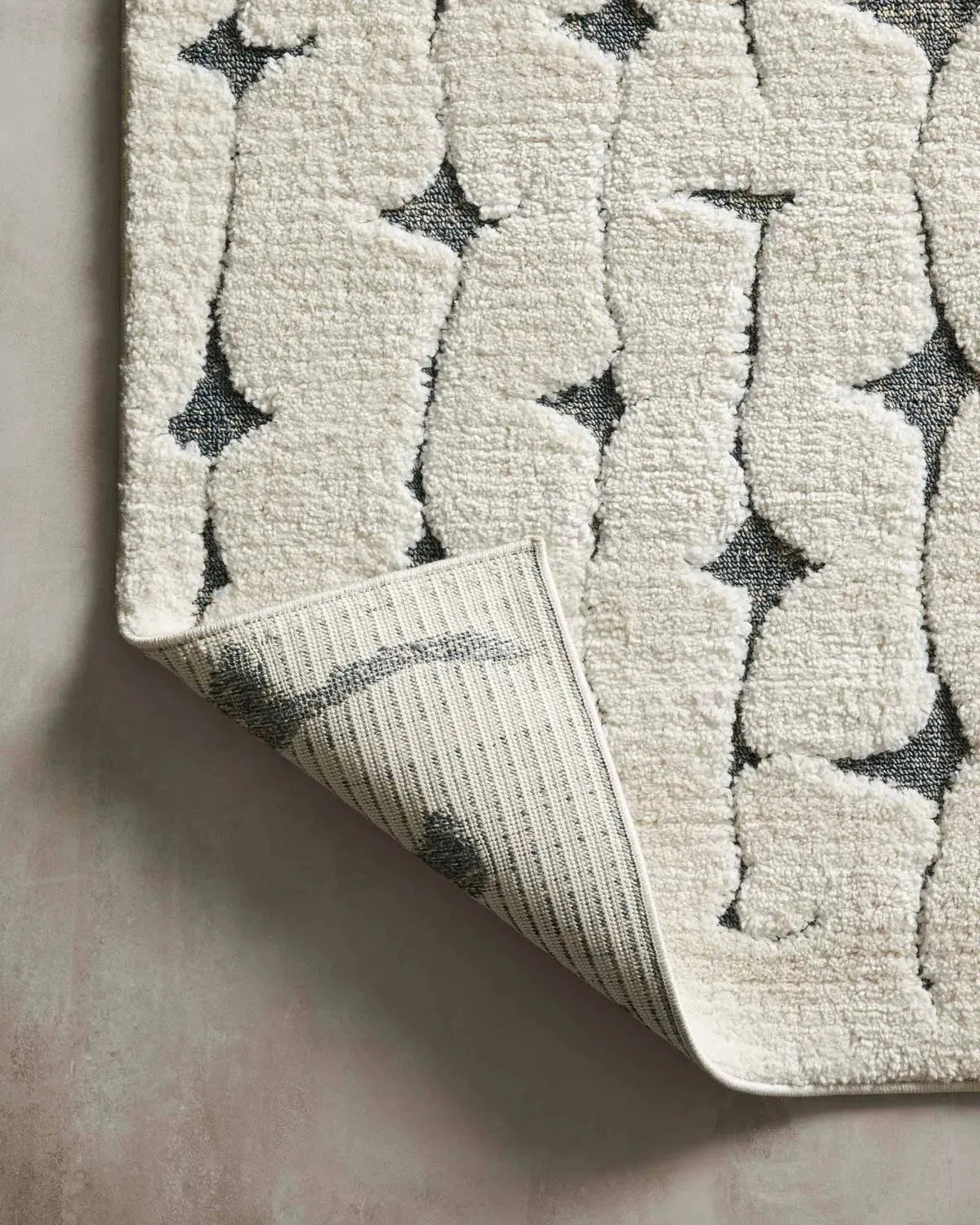 Hagen Hag-04 White/Navy Rug