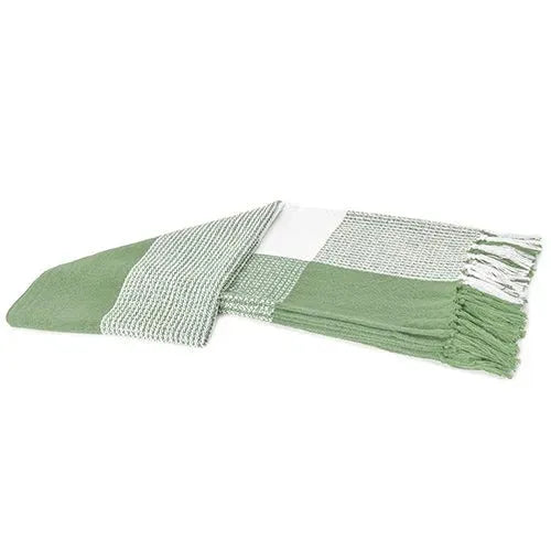 Highland 80285PGW Pastel Green/White Throw Blanket