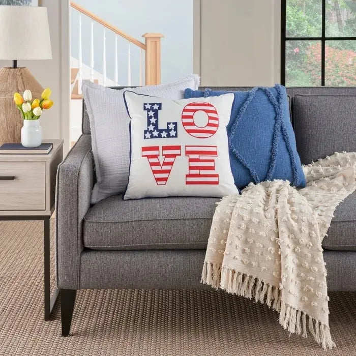 Holiday Pillow L0526 White Pillow