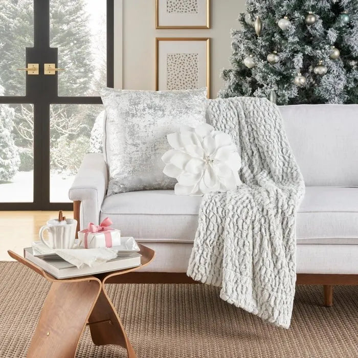 Mina Victory Holiday Ivory and Gray Christmas Tree 20 in. x 20 in