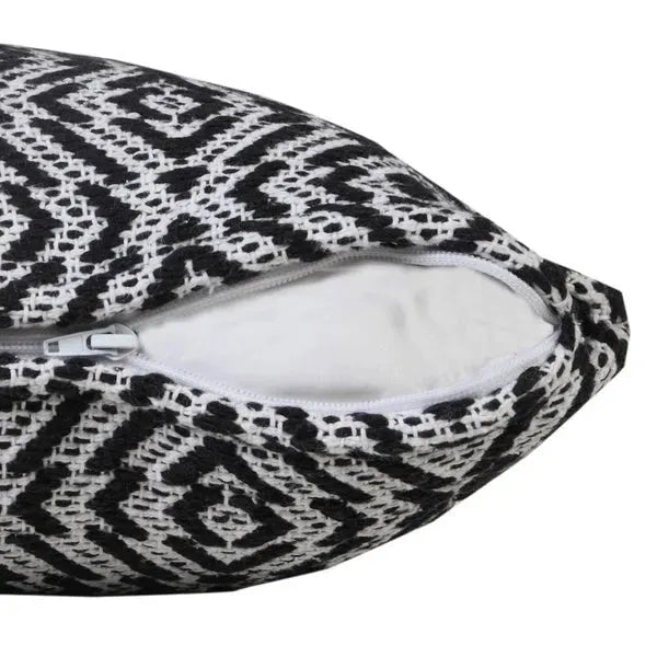 Insignia 07776BLK Black Pillow