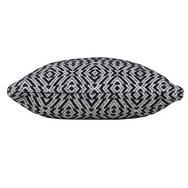 Insignia 07776BLK Black Pillow