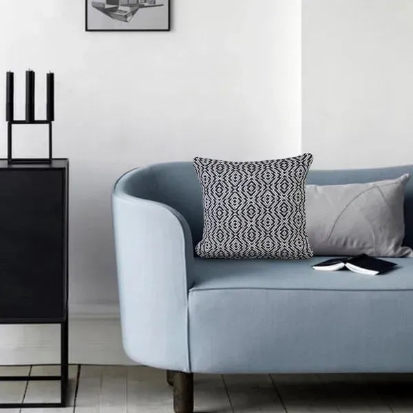 Insignia 07776BLK Black Pillow