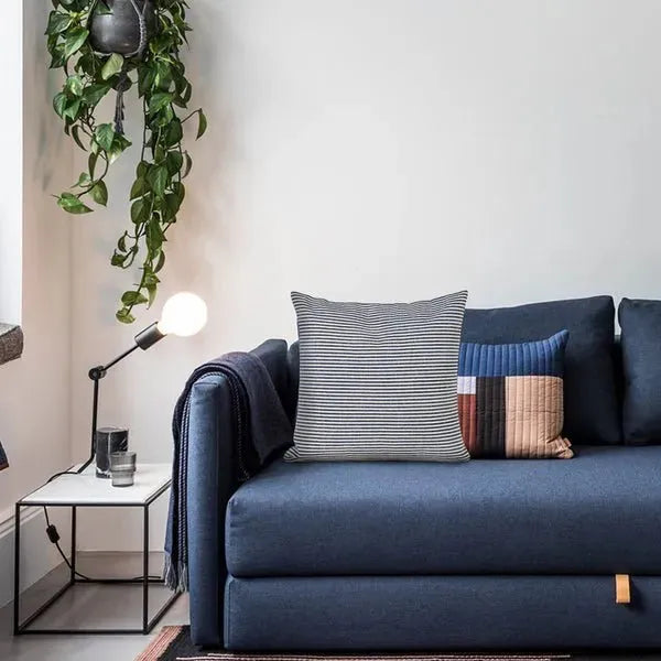 Insignia 07807IGW Insignia White Pillow