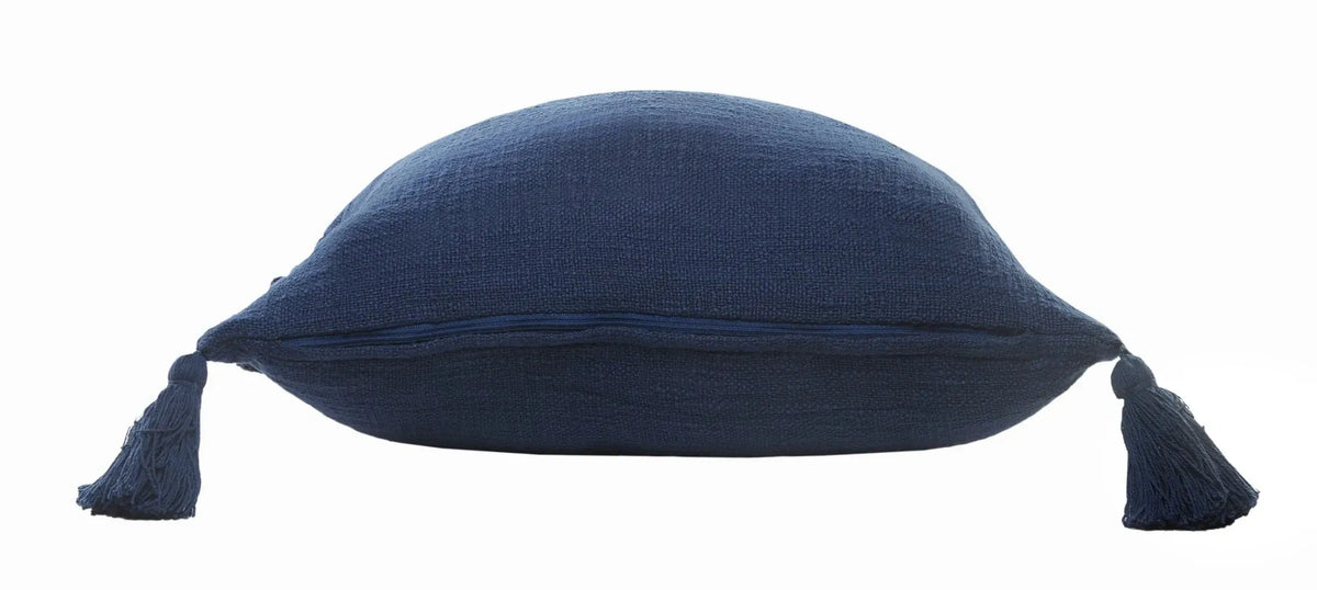 Insignia Lr07531 Navy Pillow