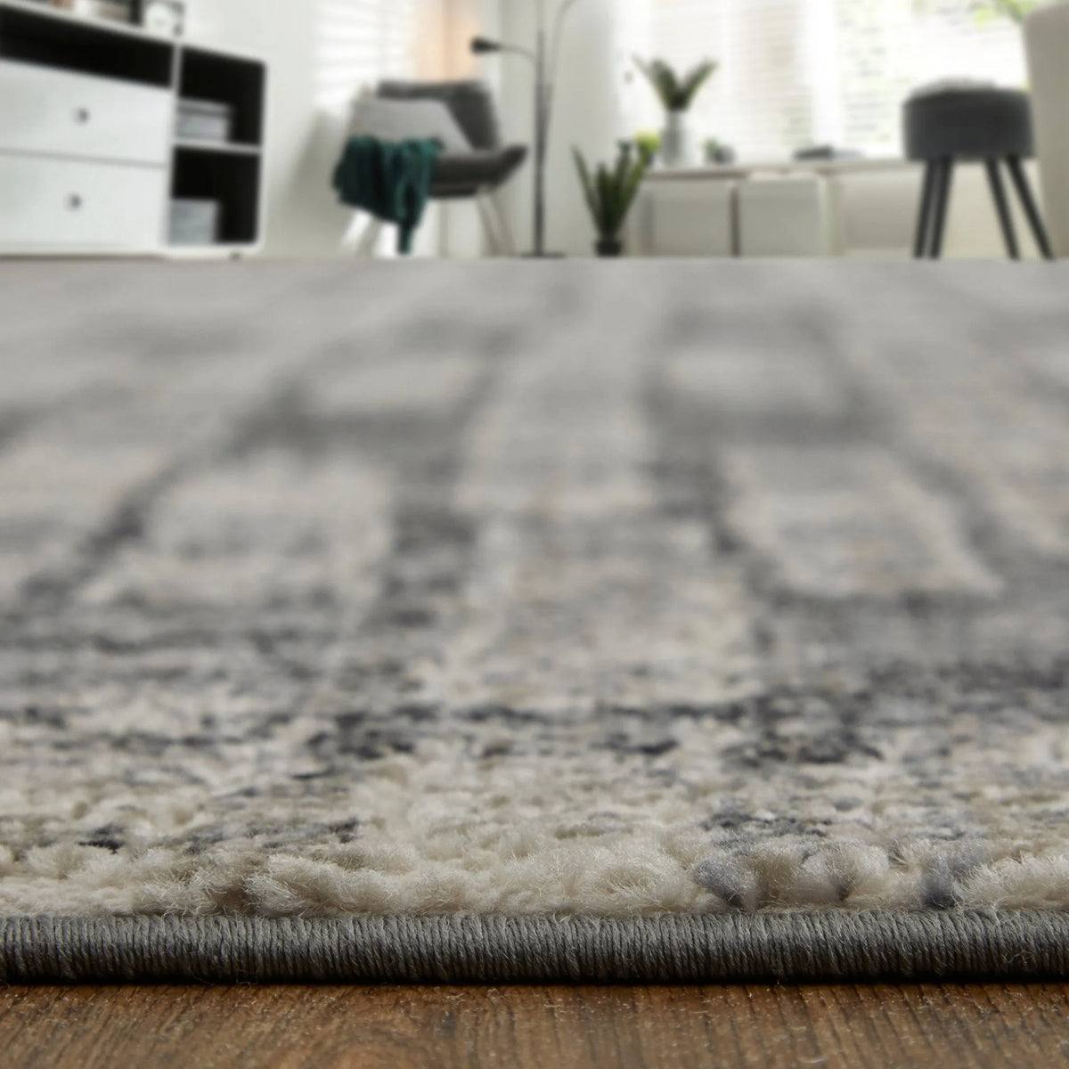 Kano 86439LKF Grey/Black Rug - Rug & Home