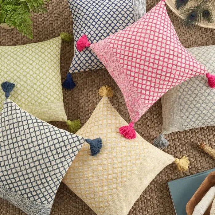 Lifestyle CN623 Yellow Pillow