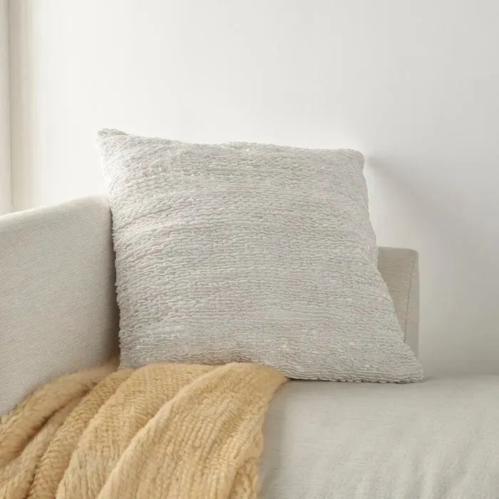 Lifestyle DC257 White Pillow