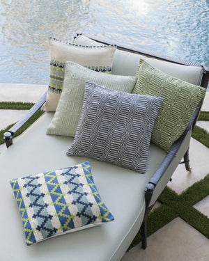 Loloi P0339 Aqua/Ivory Pillow