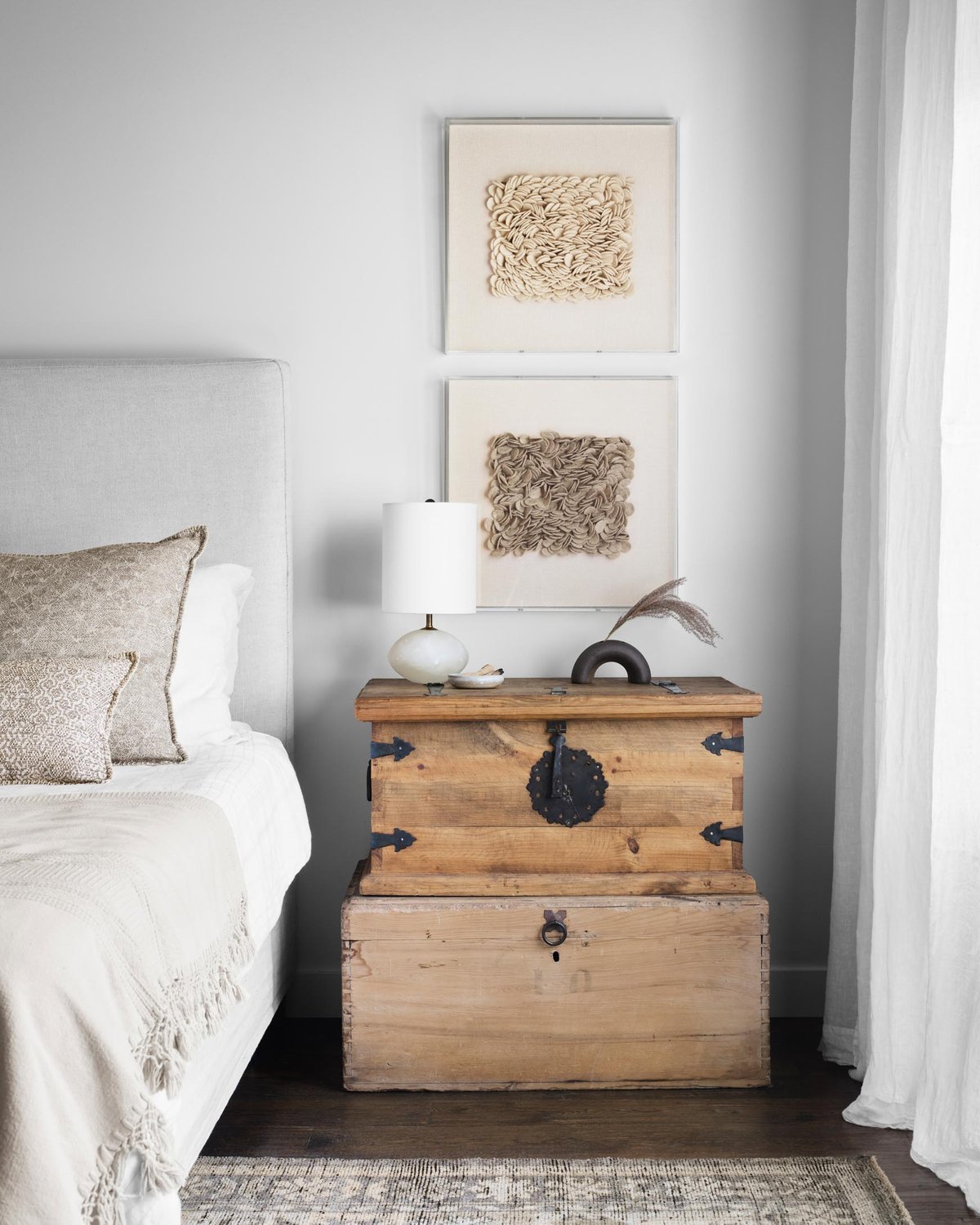 Loloi P0890 Beige Pillow