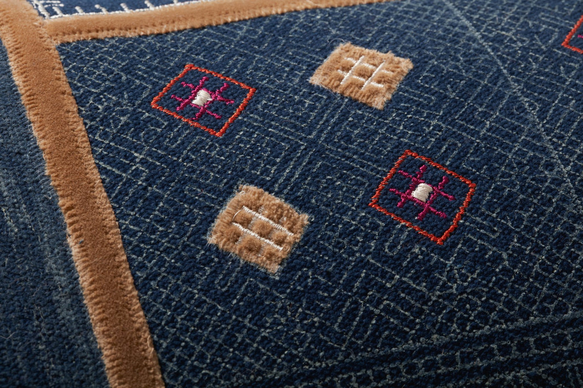 Loloi P0967 Navy/Multi Pillow