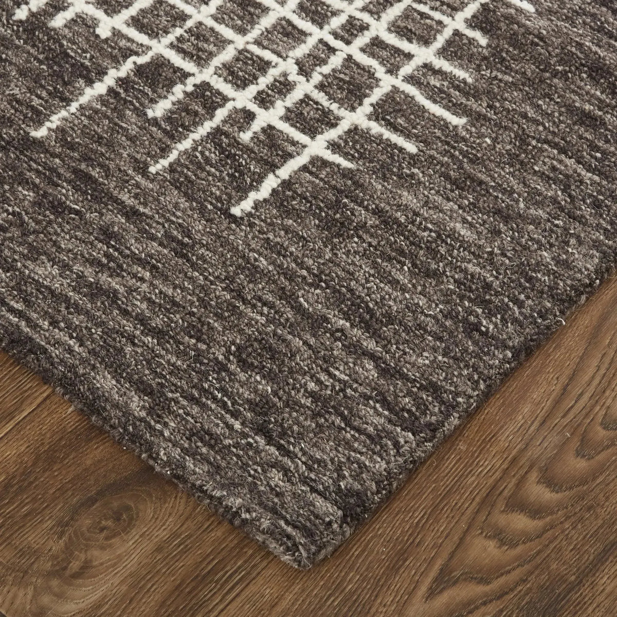 Maddox 8630F Brown/Ivory Rug