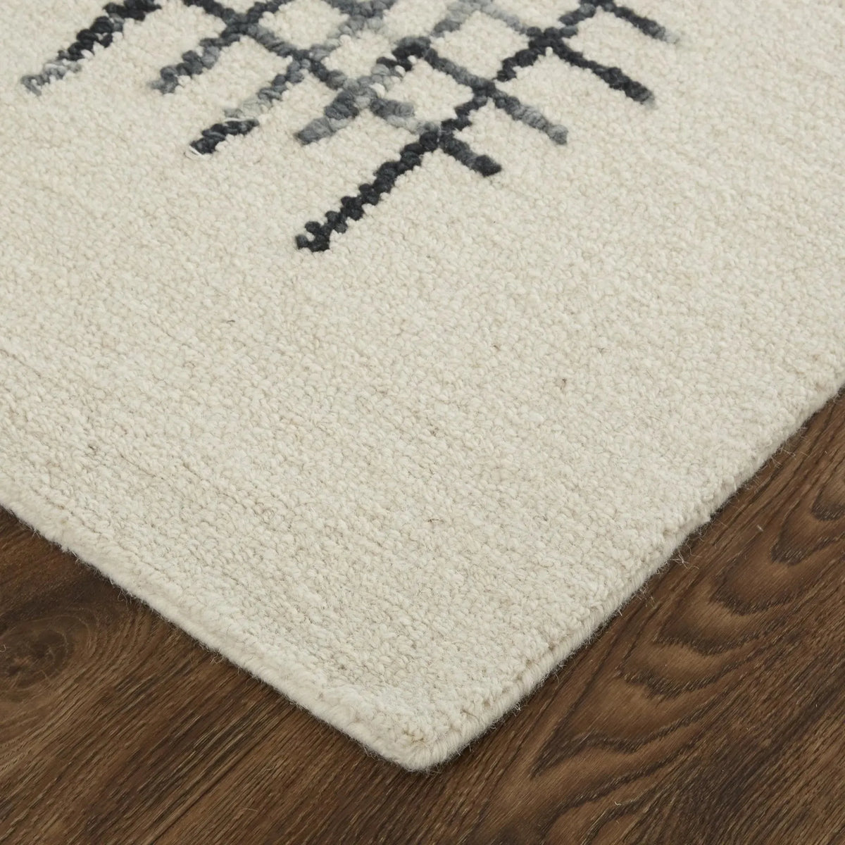Maddox 8630F Ivory/Gray Rug