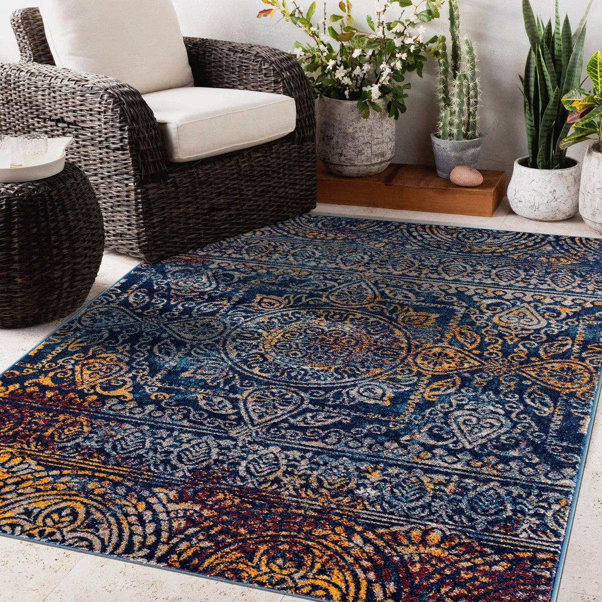 Manhattan MAN-42 Navy Rug - Rug & Home