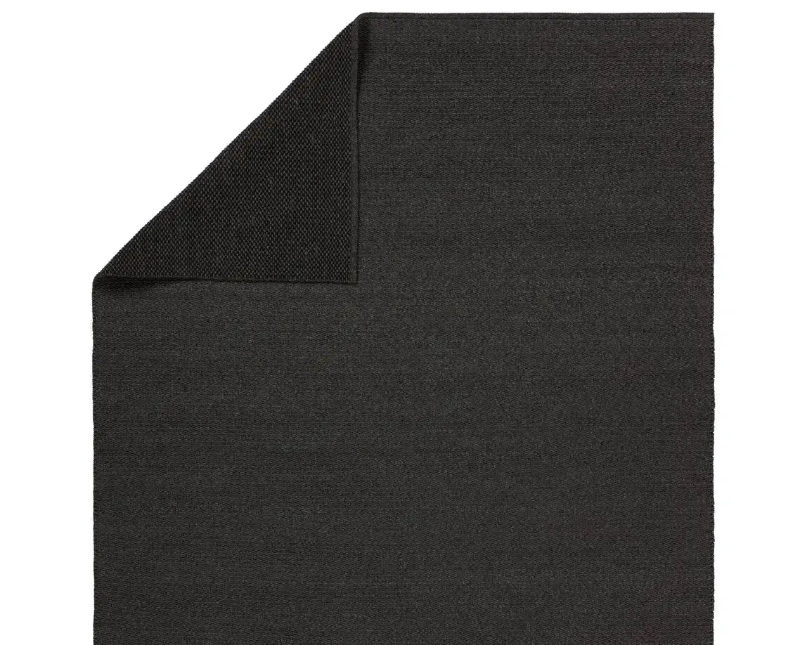 Maverick MAV08 Deep Charcoal Rug
