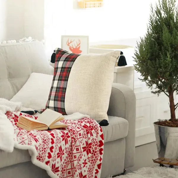 Merry 07951PMB Red/Green Pillow