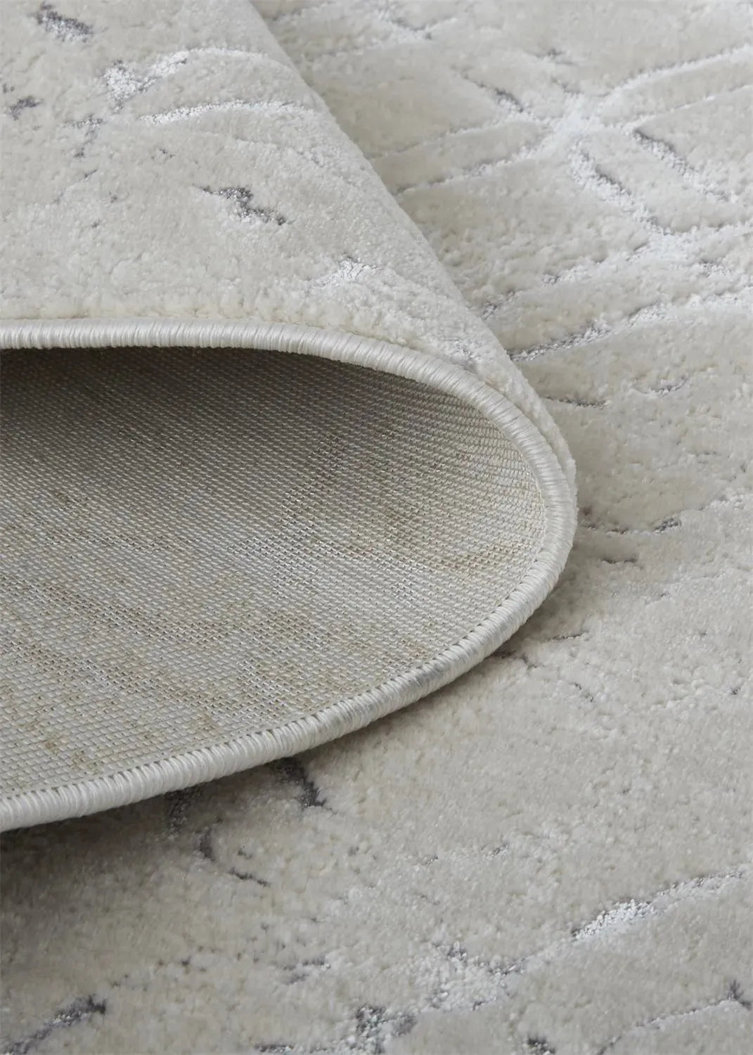 Micah 3047F Ivory/Silver Rug