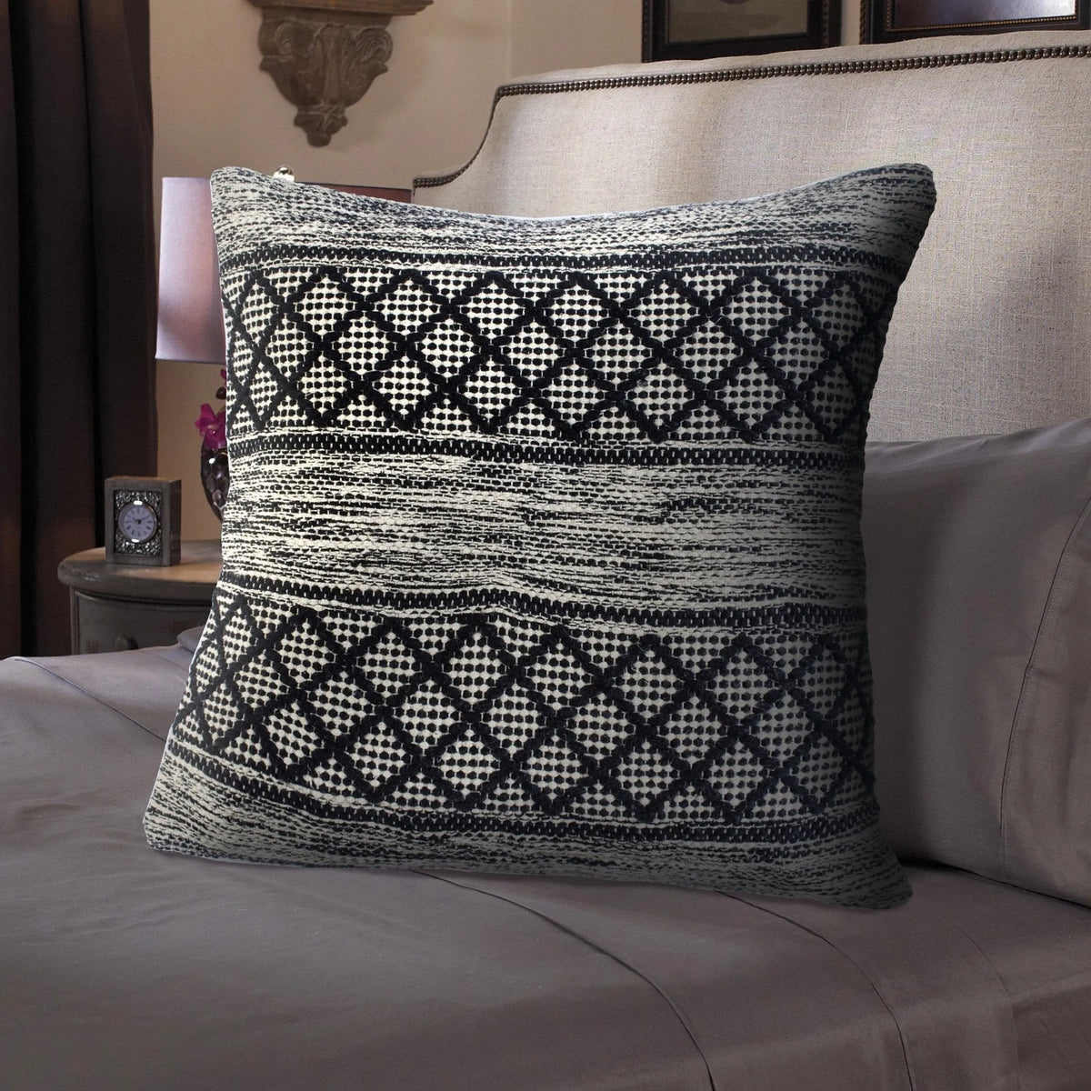 Mindy Lr07616 Gray/Black Pillow - Rug & Home