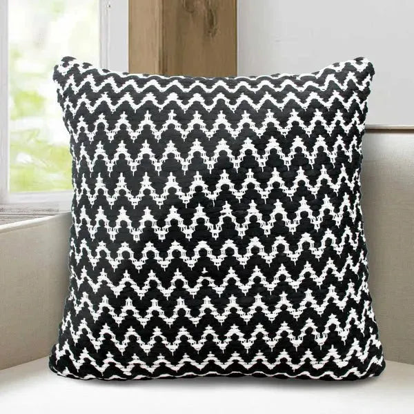 Modern Motif 07742BLI Black/Ivory Pillow