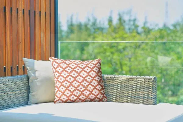 Modern Motif 07760CML Caramel Pillow