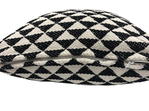 Modern Motif Lr04644 Black/White Pillow - Rug & Home
