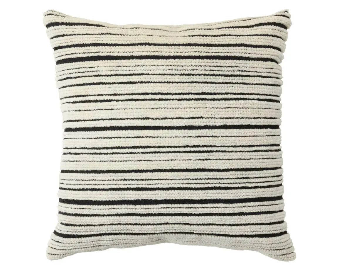 Montane MNT02 Black/Cream Pillow