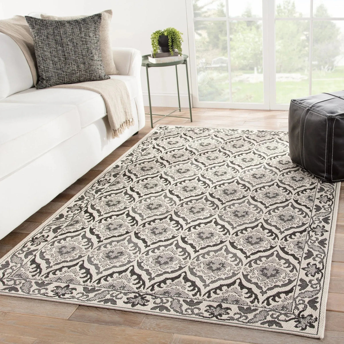 Monteclair MOC01 Laurel Dark Gray/Cream Rug