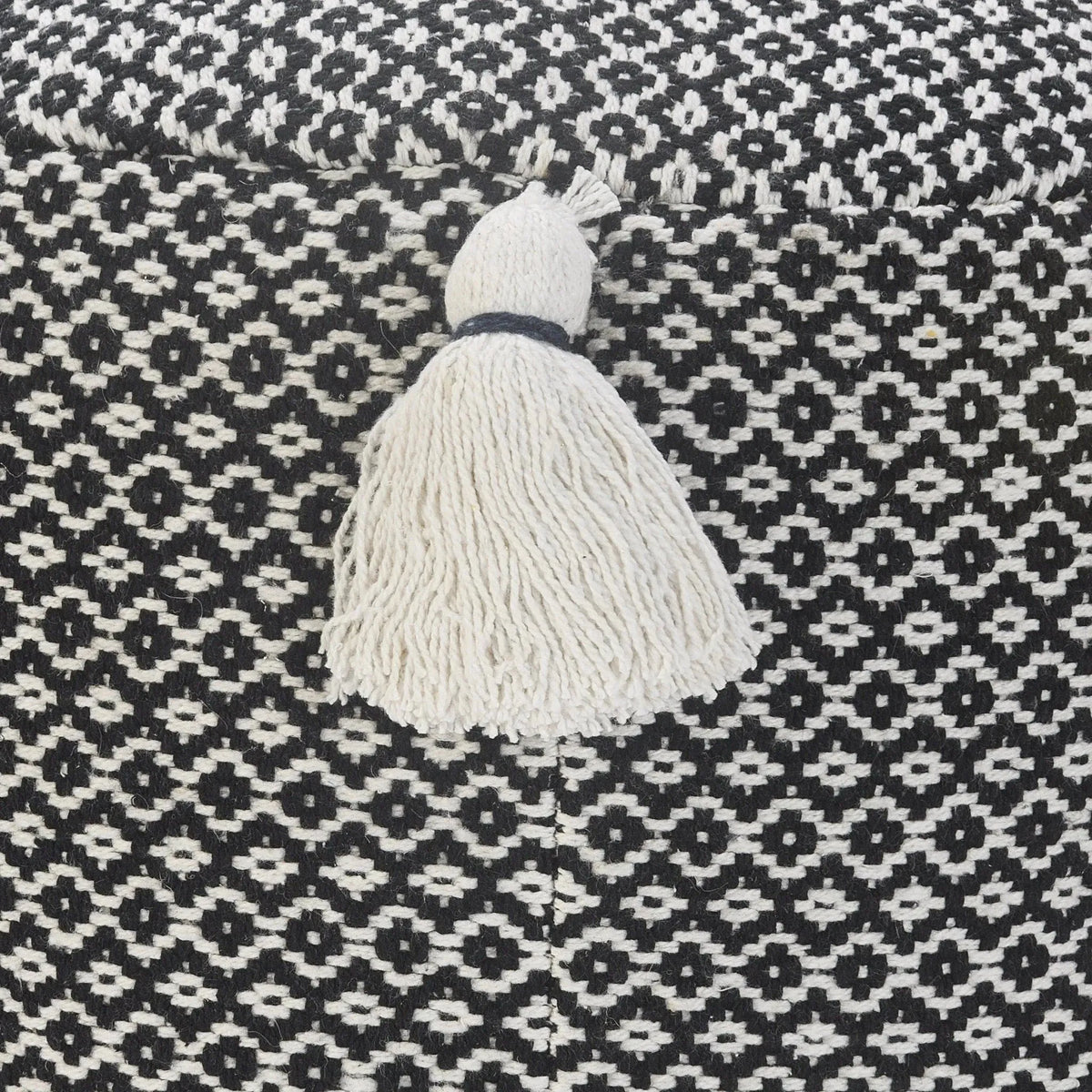 Natural Lr34032 Black/White Pouf