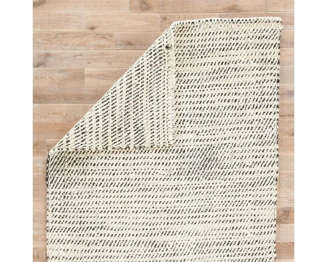 Naturals Tobago NAT26 Almand White / Black Rug